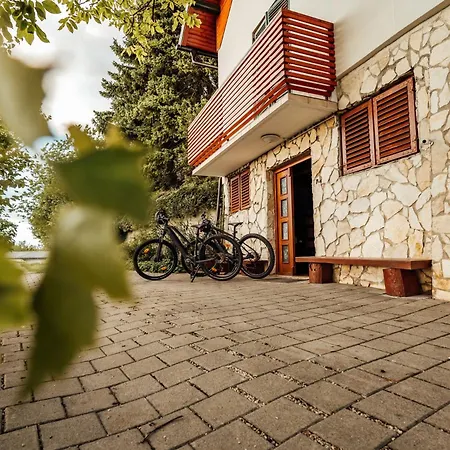 בית נופש Cozy Family Place 'hisa Grozdek' - 40a *