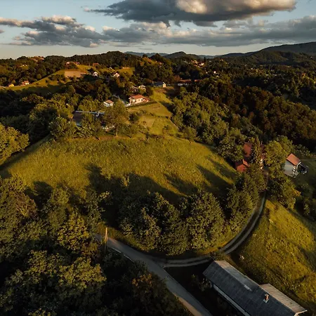 Cozy Family Place 'hisa Grozdek' - 40a * Gruskovec