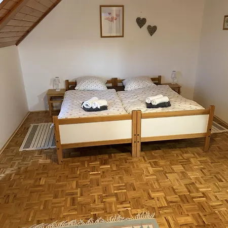 Cozy Family Place 'hisa Grozdek' - 40a