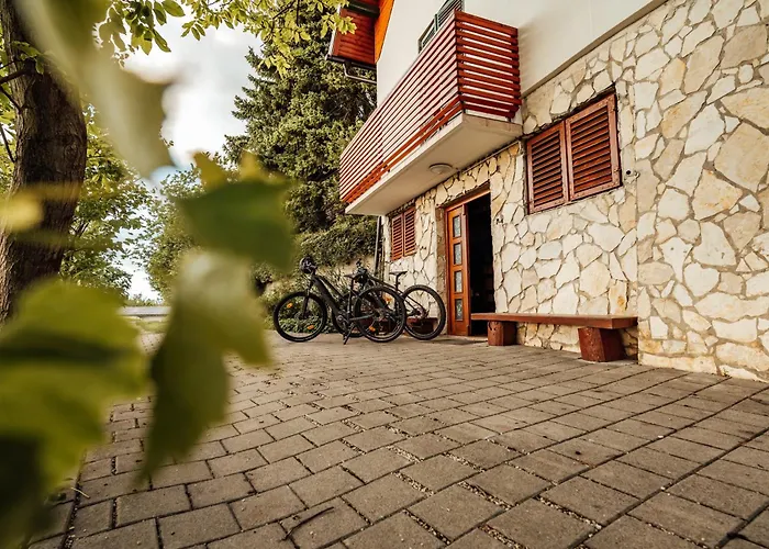 度假居 Cozy Family Place 'hisa Grozdek' - 40a *